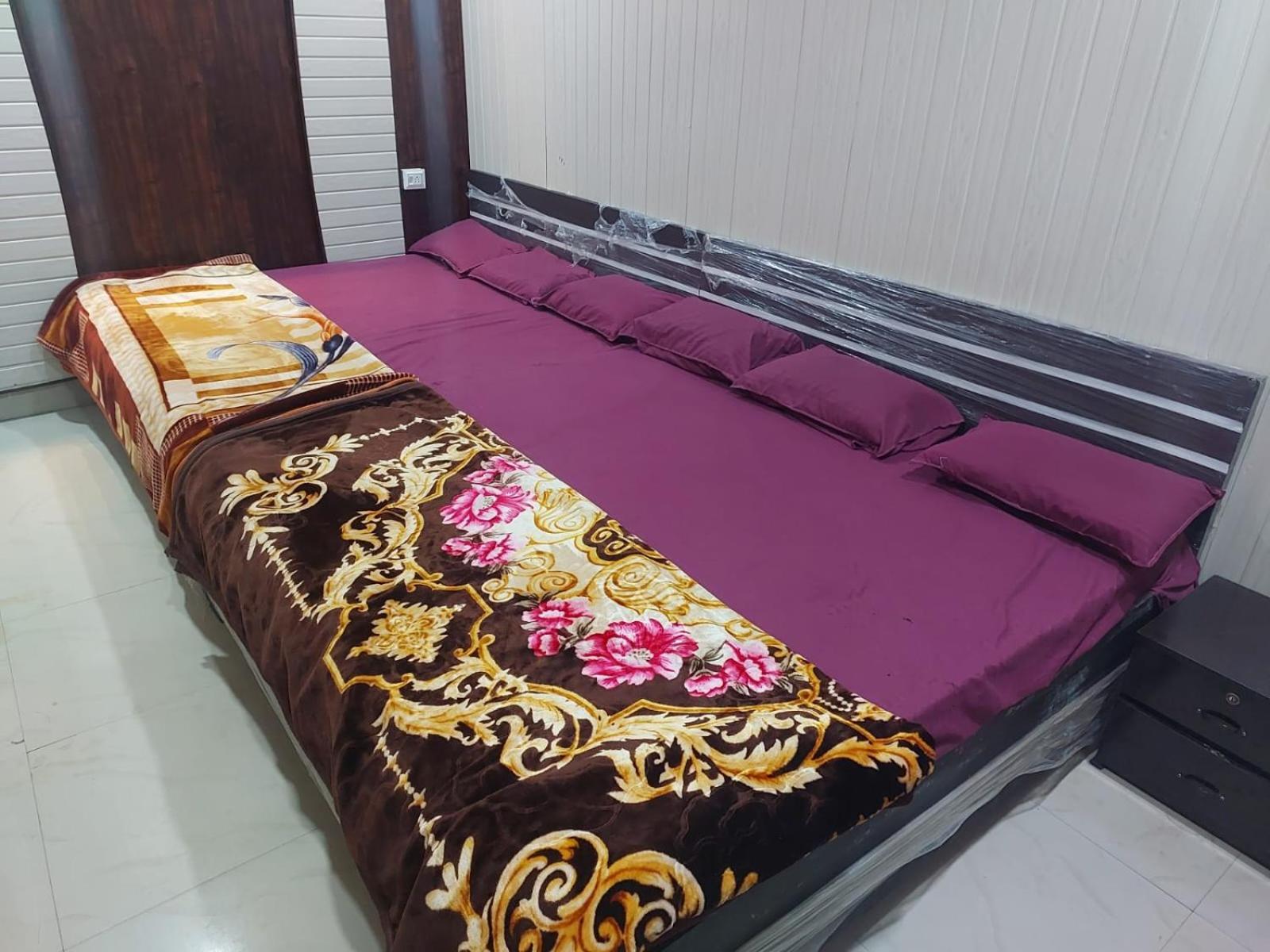 Kanti Devi Seva Sadan Mathura Εξωτερικό φωτογραφία